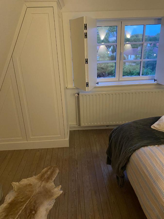 Charme Villa Le Chat Botte Koksijde Kültér fotó