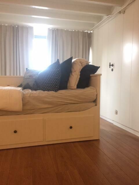 Charme Villa Le Chat Botte Koksijde Kültér fotó